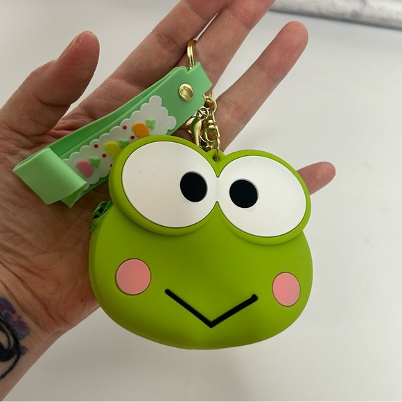 Sanrio Keroppi Coin Pouch Silicone Keychain - Picture 5 of 8